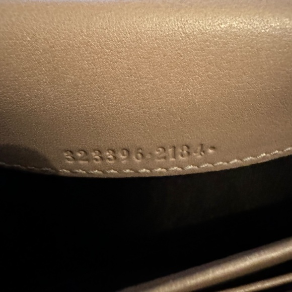 Gucci Wallet NWOT comes in original box and dust bag. - Picture 5 of 5